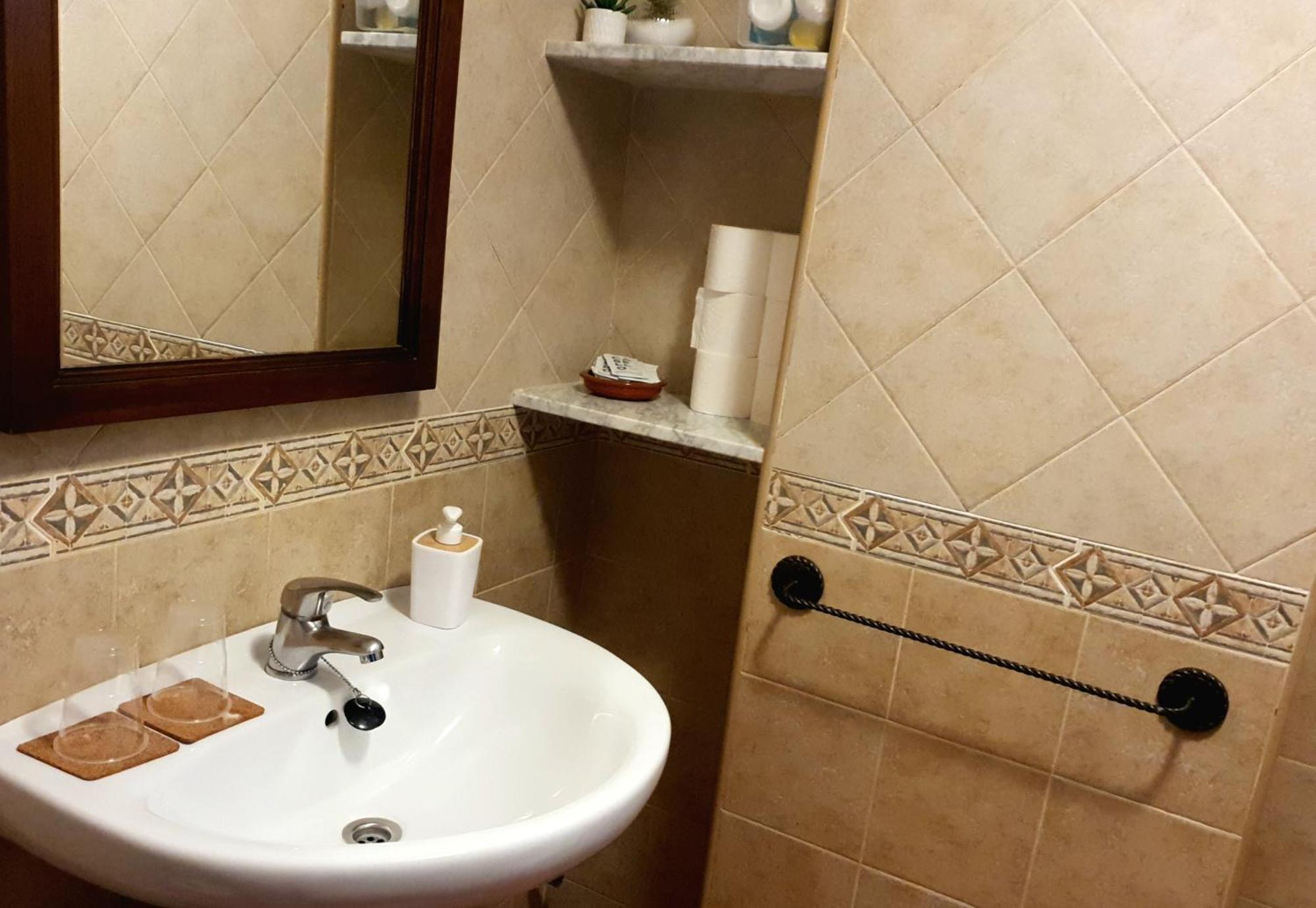 Mirador De La Cueva Apartment Enguidanos Ngoại thất bức ảnh